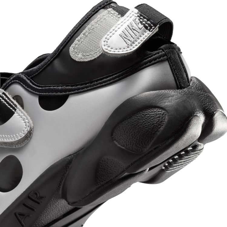 NIKE SU26 NIKE WMNS AIR RIFT ブラック/ブラックメタリックシルバー IR1226-001