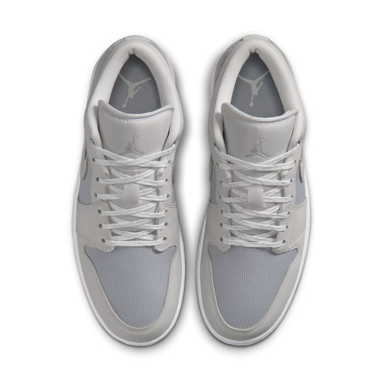 JORDAN BRAND FA26 AIR JORDAN 1 LOW SE オフホワイト/ライトスモークグレー-ソフトパール IO2049-100