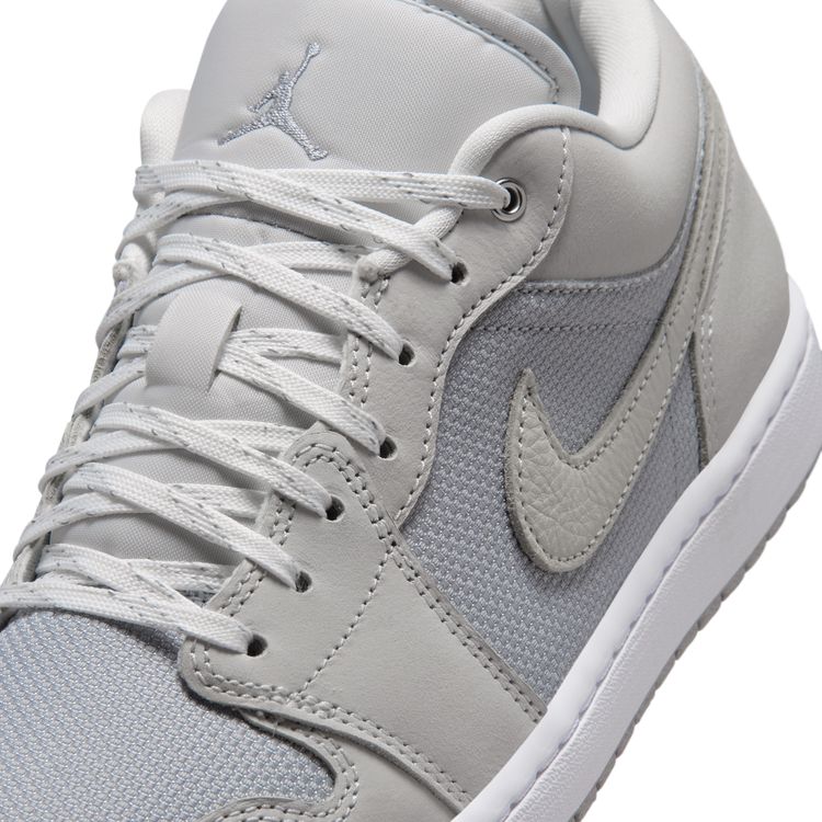 JORDAN BRAND FA26 AIR JORDAN 1 LOW SE オフホワイト/ライトスモークグレー-ソフトパール IO2049-100
