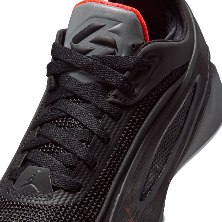 JORDAN BRAND SP26 1/15 JORDAN LUKA 5 GS ブラック/ブライトクリムゾン IM5166-002