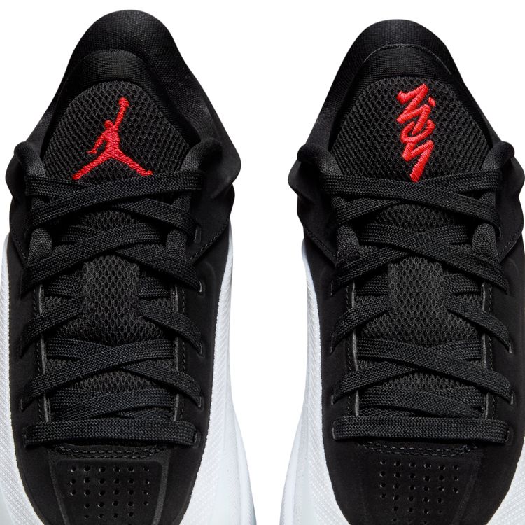 JORDAN BRAND SP25 2/25 JORDAN ZION 4 GS ホワイト/ブライトクリムゾン-ブラック-ボルト FD0588-100