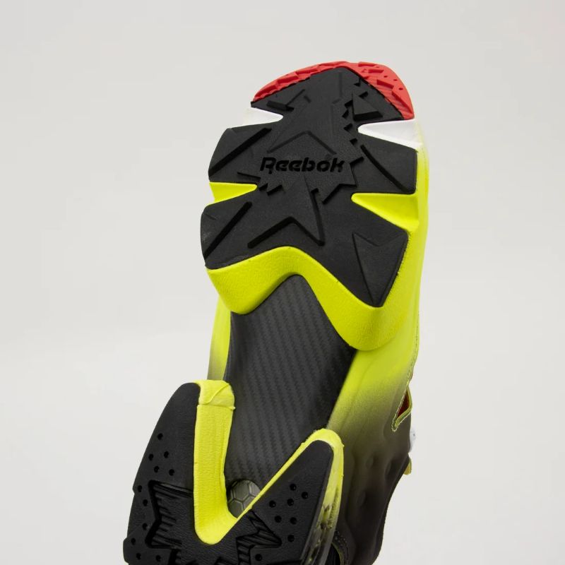 Reebok 25FA 9/12 INSTAPUMP FURY 94 ベクターレッド 100230809