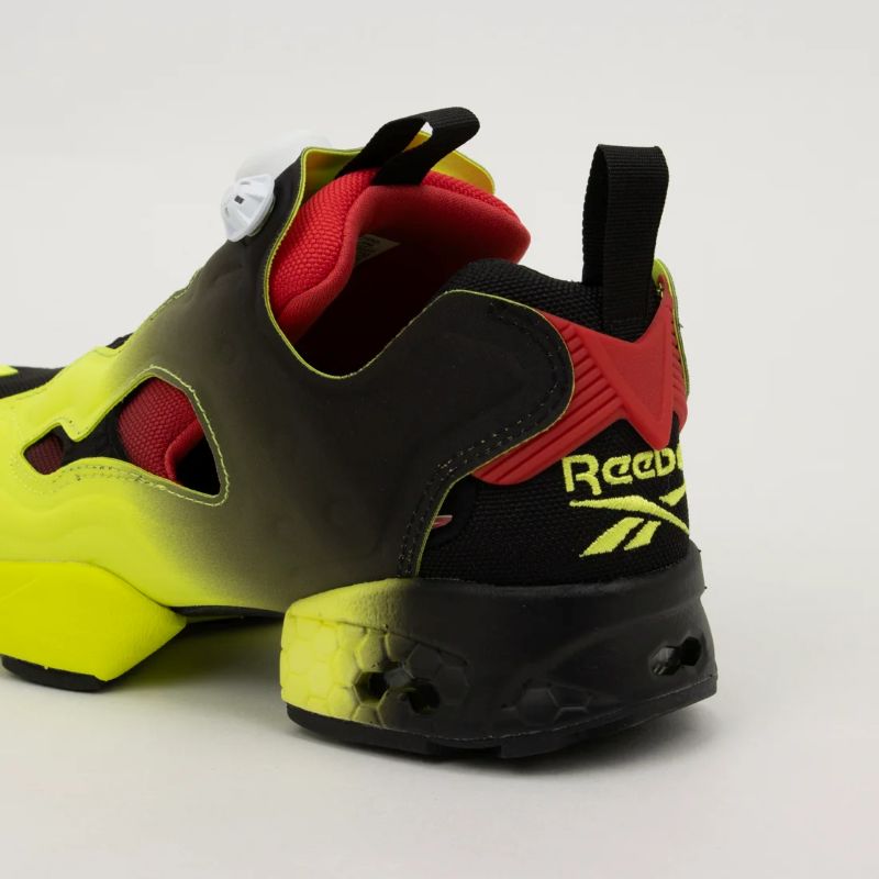 Reebok 25FA 9/12 INSTAPUMP FURY 94 ベクターレッド 100230809