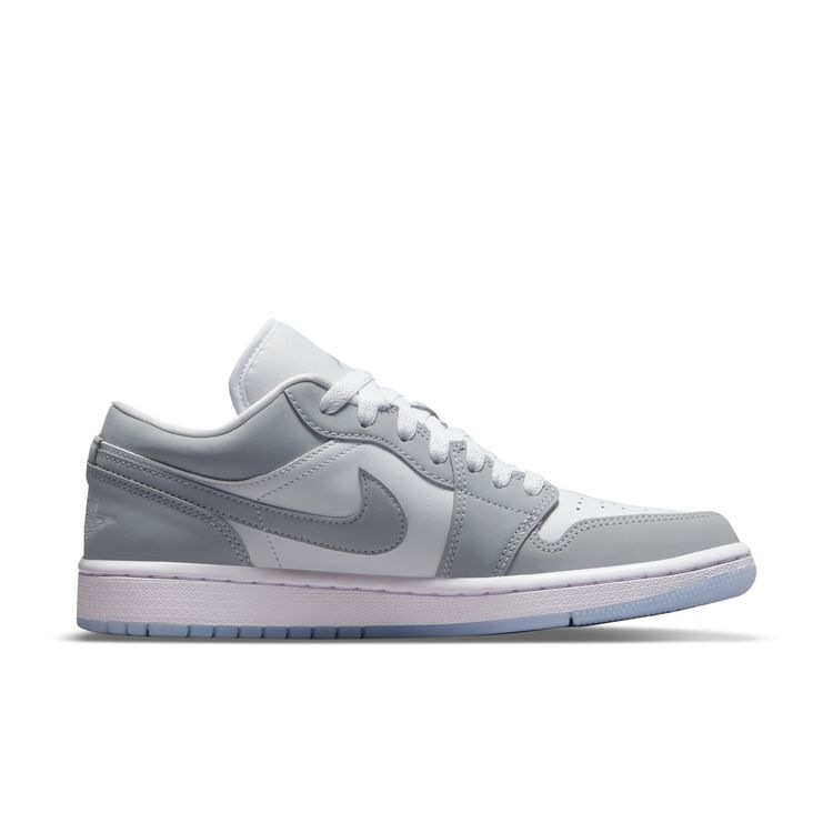 JORDAN BRAND C/O WMNS AIR JORDAN 1 LOW ホワイト/ウルフグレー-アルミニウム DC0774-105