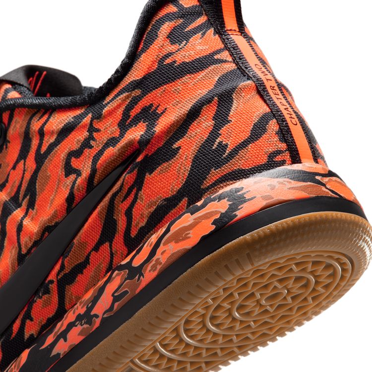 NIKE FA26 7/30 NIKE BOOK 2 CAMO EP ブラック/ブラック-トータルオレンジ-フラックス IV5770-001