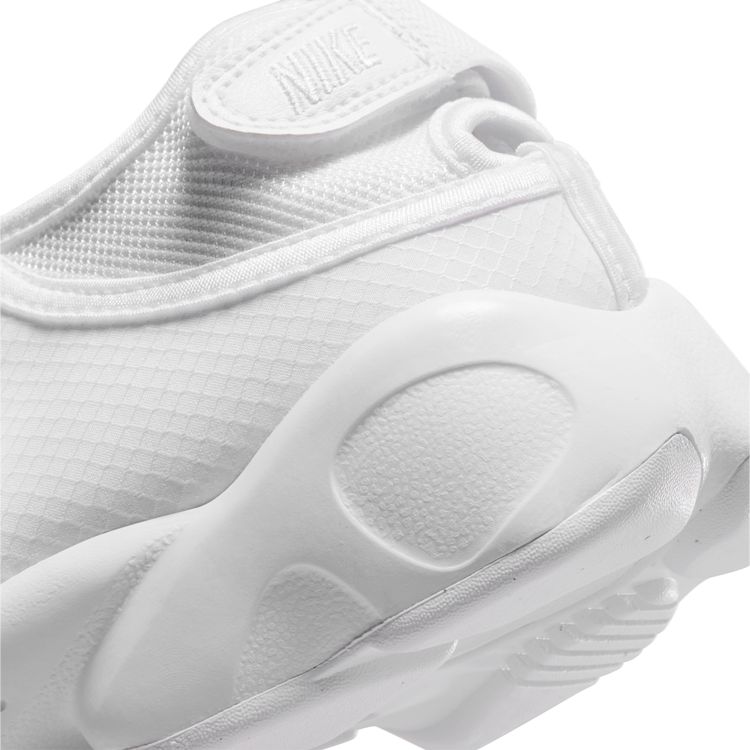 セール30%OFF】NIKE SU25 NIKE WMNS AIR RIFT BR ホワイト