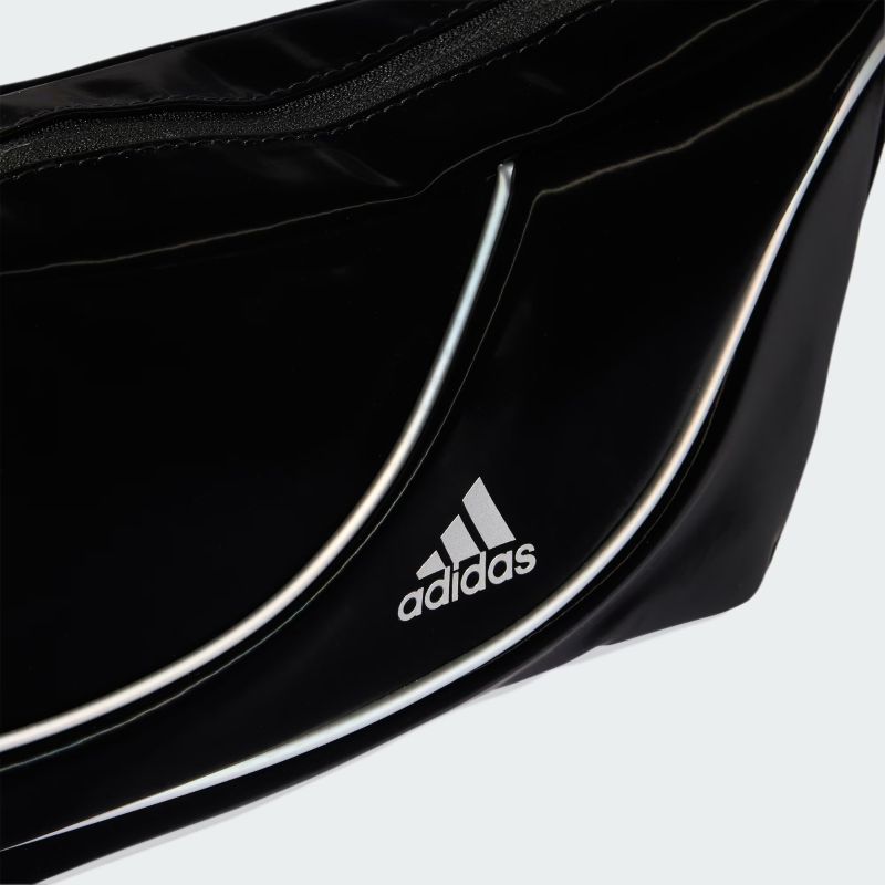 adidas 26Q1 SMALL SHOULDERBAG ブラック KE0746