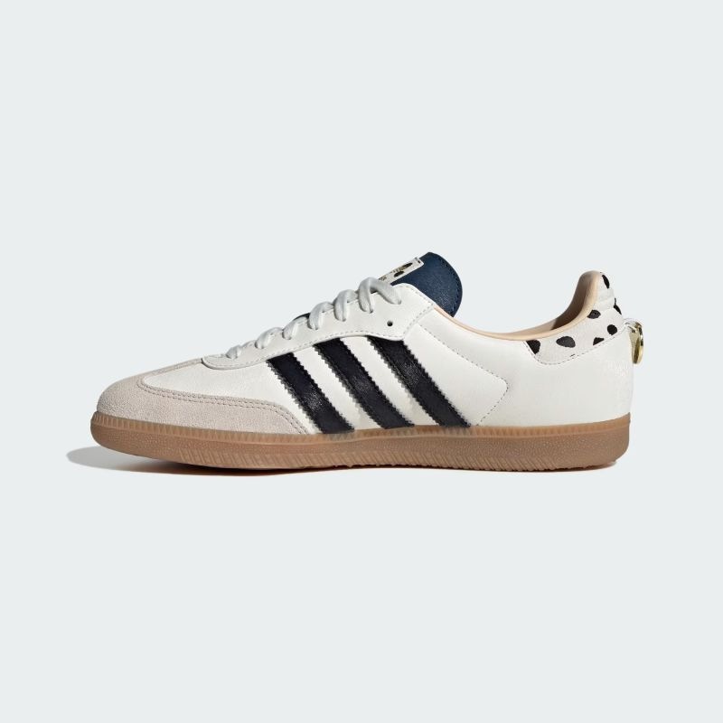 adidas 25Q4 SAMBA OG クラウドホワイト/コアブラック/ゴールドメタリック KJ5990