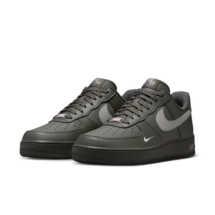 NIKE FA26 NIKE AIR FORCE 1 '07 ニュースプリント/カレッジグレー IV5732-001