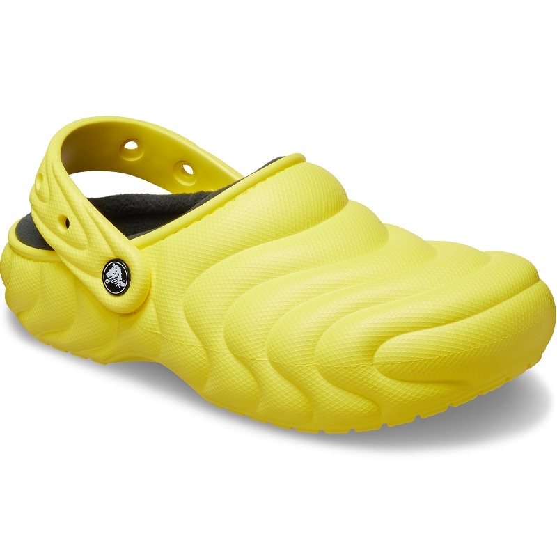 みなページ crocs 24HO CLASSIC LINED OVERPUFF CLOG Cyber Yellow 210059