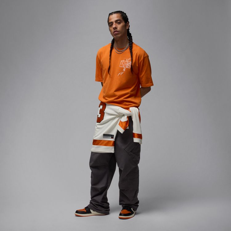 JORDAN BRAND FA25 7/12 JORDAN BRK SBB OVSZ GFX S/S CRW