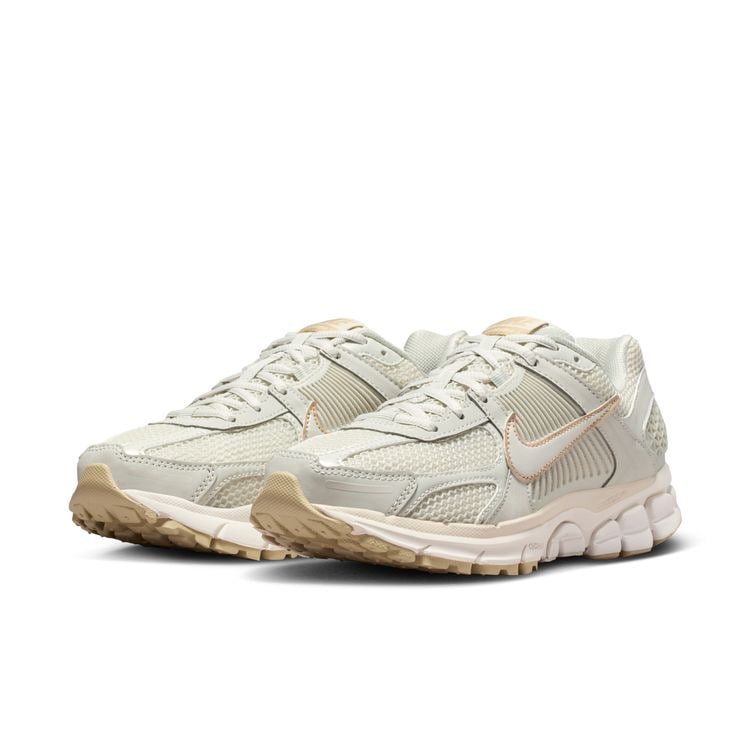 NIKE SP26 NIKE WMNS ZOOM BOMERO 5 ライトボーン/ライトボーン-ファントム IB8929-003