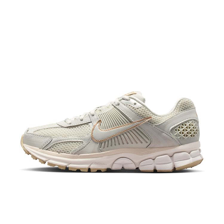 NIKE SP26 NIKE WMNS ZOOM BOMERO 5 ライトボーン/ライトボーン-ファントム IB8929-003