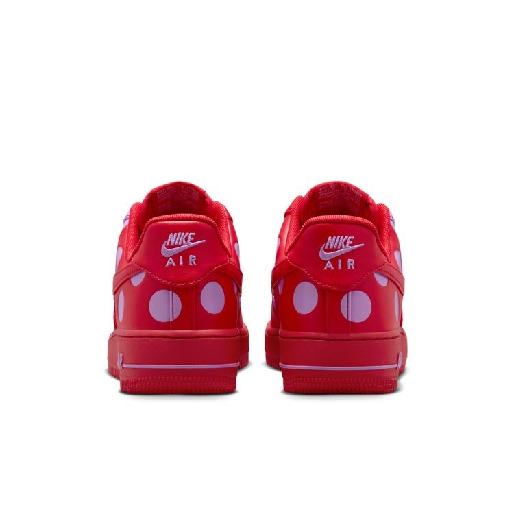 NIKE FA26 NIKE WMNS AIR FORCE 1 '07 ユニバーシティレッド/ユニバーシティレッド-ライトマゼンタ IR8647-600