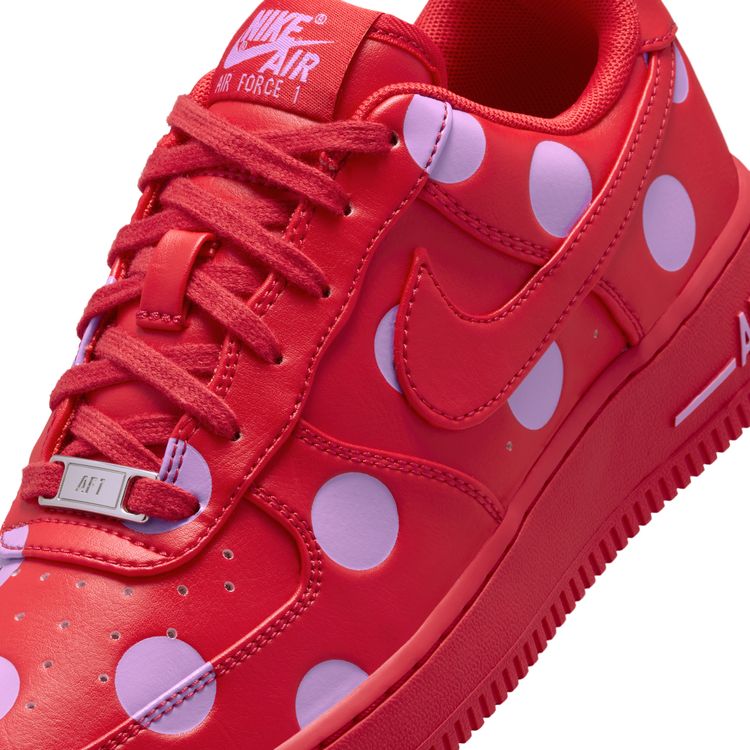 NIKE FA26 NIKE WMNS AIR FORCE 1 '07 ユニバーシティレッド/ユニバーシティレッド-ライトマゼンタ IR8647-600