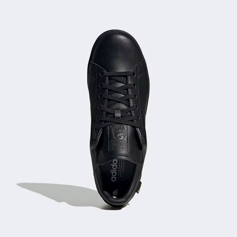 adidas 26Q3 6/11 adidas STAN SMITH GTX コアブラック/コアブラック/フットウェアホワイト JR3329