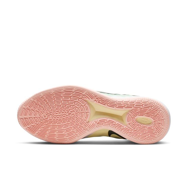 NIKE FA25 9/6 NIKE SABRINA 3 EP