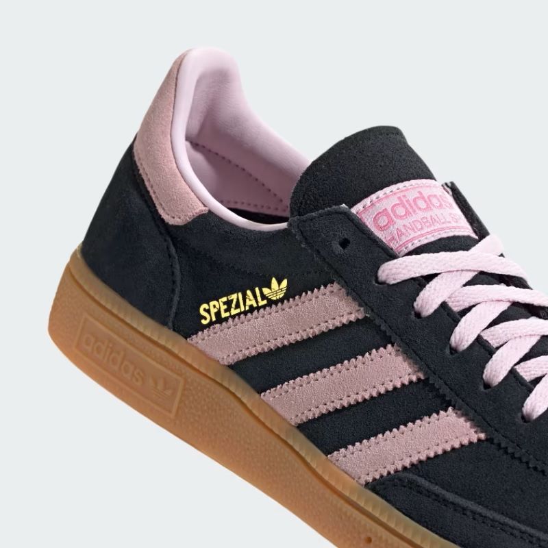 adidas 26Q1 HANDBALL SPEZIAL W コアブラック/クリアピンク/ガム