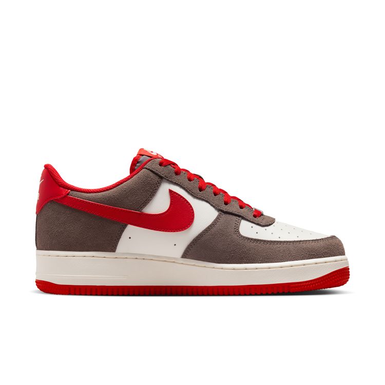 【セール30%OFF】NIKE SU25 NIKE AIR FORCE 1 '07 LV8 ケイブストーン/ユニバーシティレッド-セイル FQ8714-201