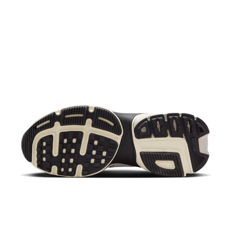 NIKE★Cygnal★24-30cm★生活防水アッパー★人気早期完売 23-26cm企画】NIKE C/O Women's V2K Run FD0736-100 サミット