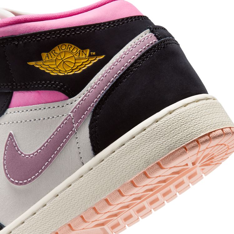 JORDAN BRAND SU26 AIR JORDAN 1 MID SE GS ブラック/ユニバーシティゴールド-セイル-ピンクシクル II1254-001