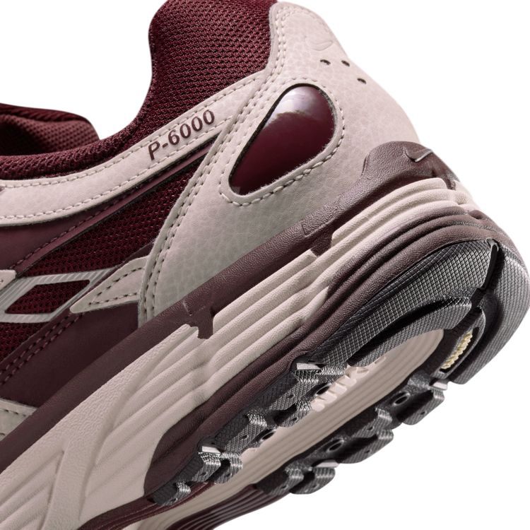 海外限定 NIKE ナイキ P-6000 スニーカー BURGUNDY ( 日本未発売 シルトレッド バーガンディ レッド 赤 メンズ レディース ランニングシューズ IM5237-600 ) NIKE HO25 NIKE WMNS P-6000 シルトレッド/バーガンディクラッシュ