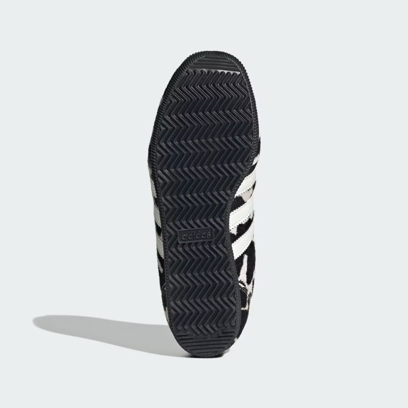 adidas 26Q4 10/1 adidas JAPAN W コアブラック/クリームホワイト/ゴールドメタリック KK2674
