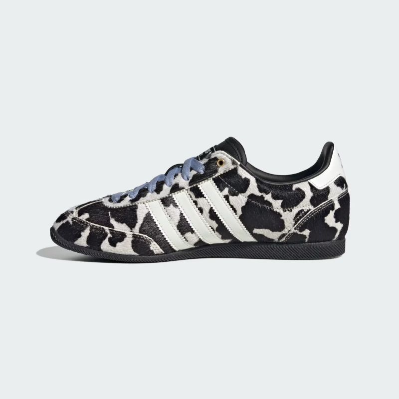 adidas 26Q4 10/1 adidas JAPAN W コアブラック/クリームホワイト/ゴールドメタリック KK2674