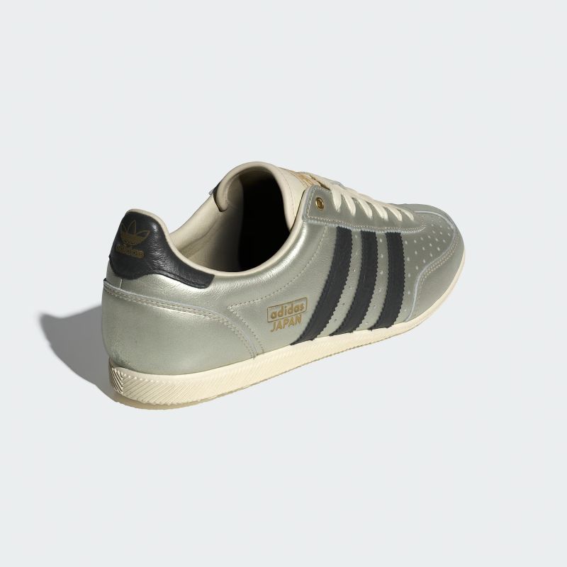 adidas 25Q3 6/19 JAPAN W アルミナ/コアブラック/クリーム