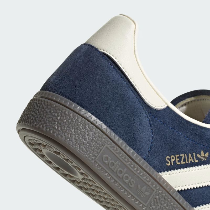 adidas 26Q1 HANDBALL SPEZIAL ナイトインディゴ/クリームホワイト/フットウェアホワイト IF7087