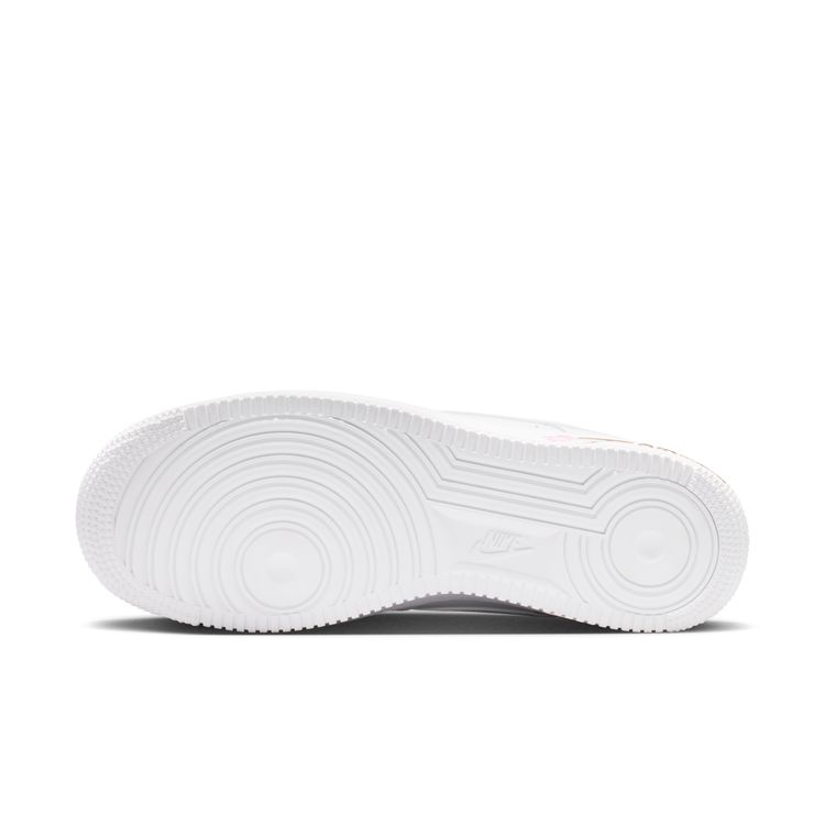 NIKE SU26 NIKE WMNS AIR FORCE 1 '07 SE ホワイト/ホワイト-プレイフルピンク-ファウナブラウン IF0498-102
