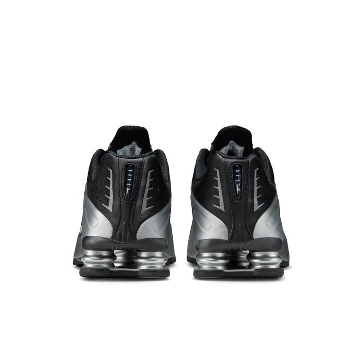 NIKE HO25 11/1 NIKE SHOX R4 メタリックシルバー/メタリックシルバー-ブラック HQ1988-007