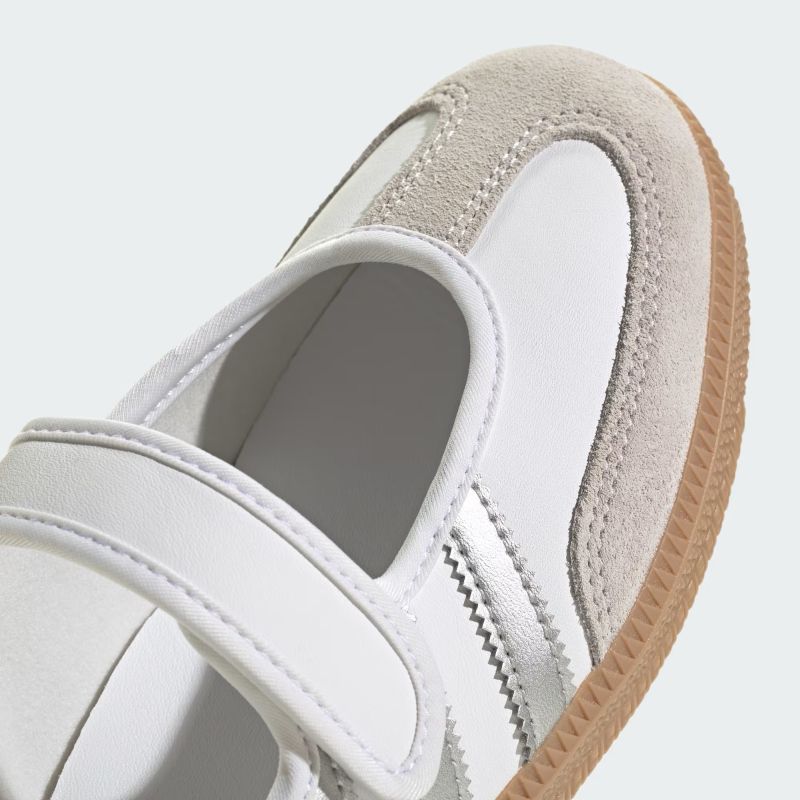 adidas 26Q1 SAMBA JANE W フットウェアホワイト/シルバーメタリック/ガム KJ3785