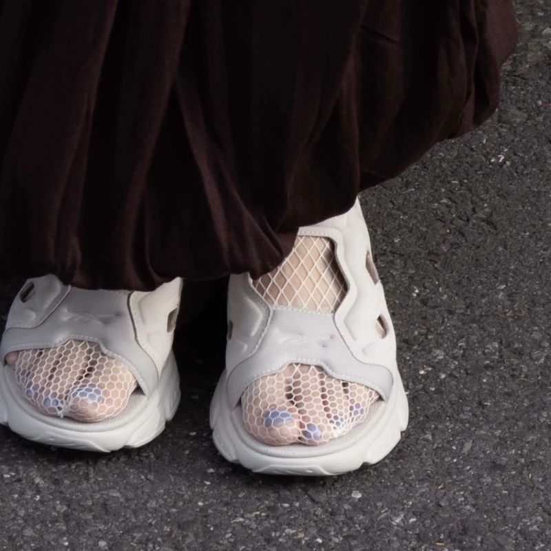 Reebok 26SS INSTAPUMP FURY SANDAL ムーンストーン 100251113