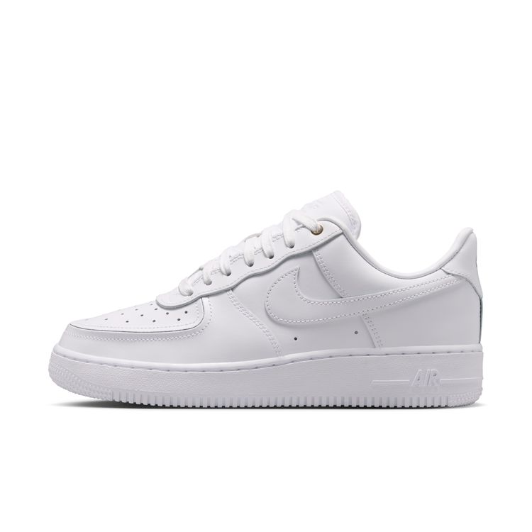 NIKE FA26 NIKE WMNS AIR FORCE 1 '07 ホワイト/ホワイト-メタリックゴールド-サミットホワイト IO3124-100