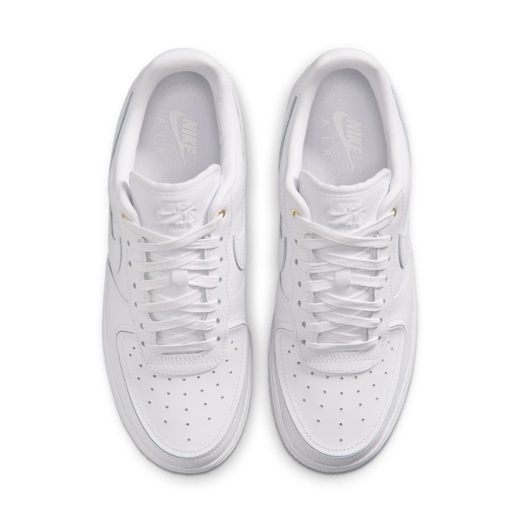 NIKE FA26 NIKE WMNS AIR FORCE 1 '07 ホワイト/ホワイト-メタリックゴールド-サミットホワイト IO3124-100