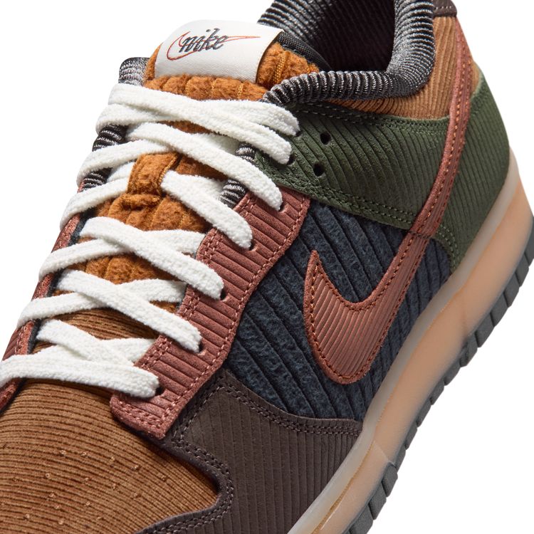 NIKE FA26 NIKE DUNK LOW RETRO PRM ライトブリティッシュタン/シナモン-カーゴカーキ IB7746-201