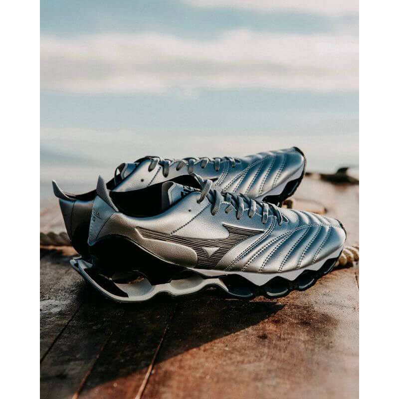 MIZUNO 26SS 2/27 WAVE PROPHECY MORELIA NEO 03:シルバー×ブラック