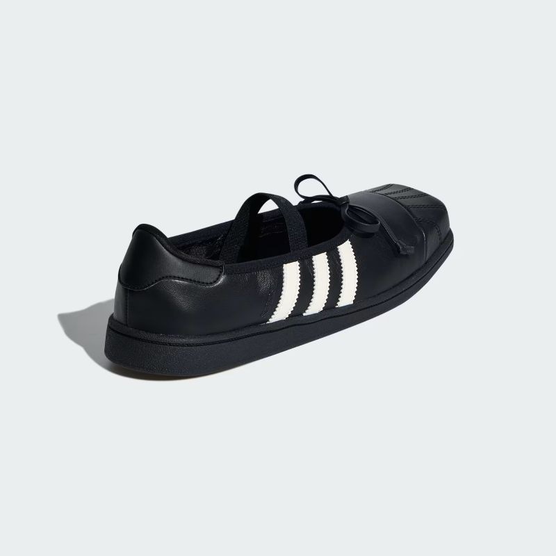 adidas 26Q4 9/1 ADILUNA S2 x JENNIE SUPERSTAR SQ BALLET W コアブラック/コアブラック/オフホワイト LB3787