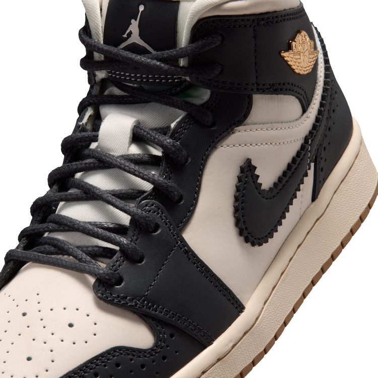 JORDAN BRAND FA26 WMNS AIR JORDAN 1 MID SE オフノワール/チョーク-チョーク-パールホワイト IO0760-001