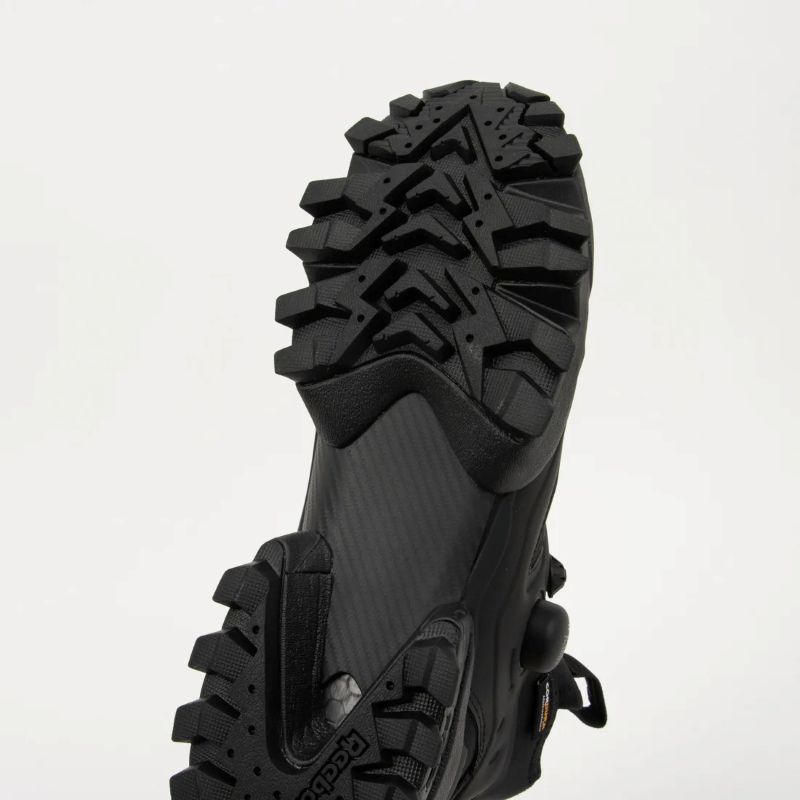 Reebok 25FA 11/7 INSTAPUMP FURY MID ブラック 100230818