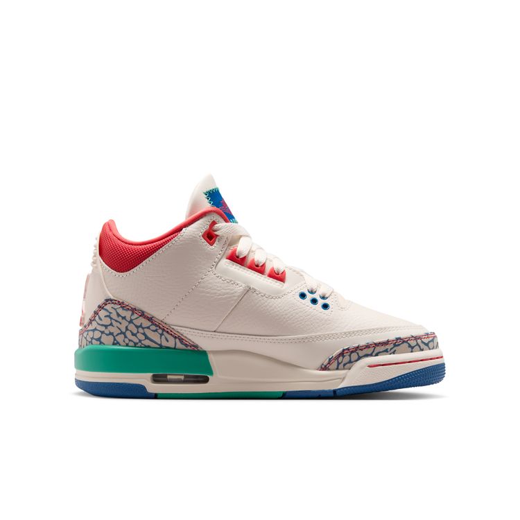 JORDAN BRAND FA26 8/8 AIR JORDAN 3 RETRO GS チョーク/トラックレッド-トゥルーブルー-キネティックグリーン IO2076-100