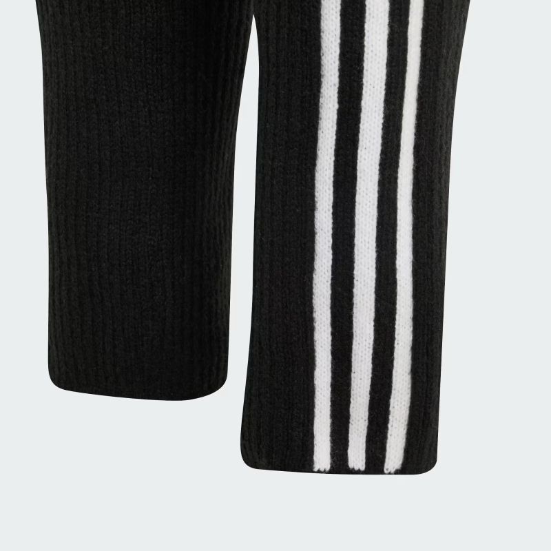 adidas 26Q4 9/1 ADILUNA S2 x JENNIE LEG WARMERS ブラック/ホワイト LD4843