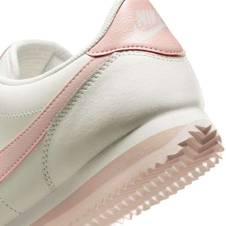 NIKE HO25 WMNS CORTEZ LEATHER セイル/シルトレッド DN1791-116