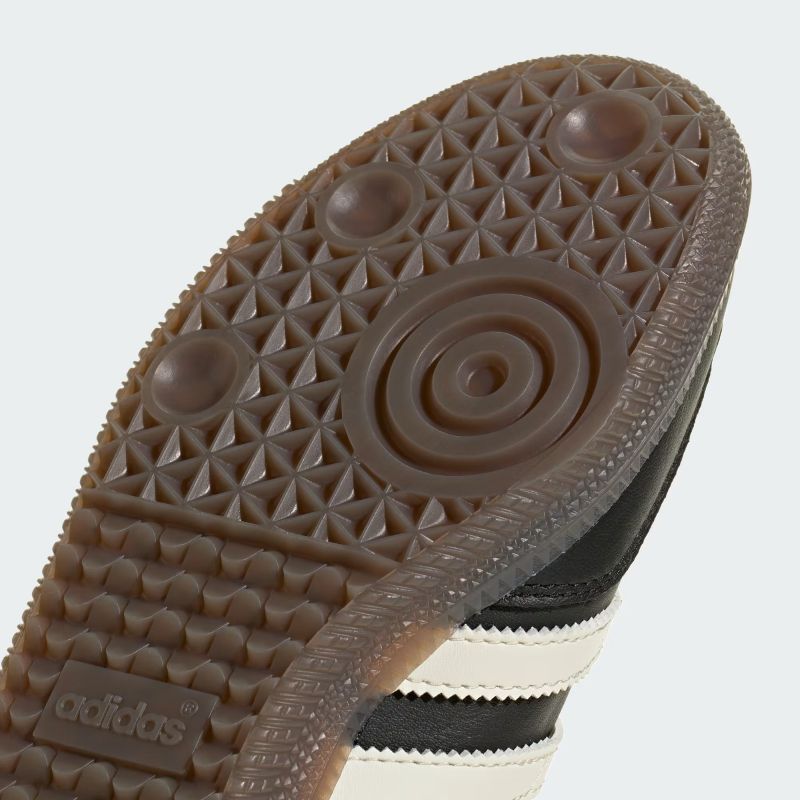 adidas 26Q4 adidas SAMBA BALLET W コアブラック/オフホワイト/ガム LC5442