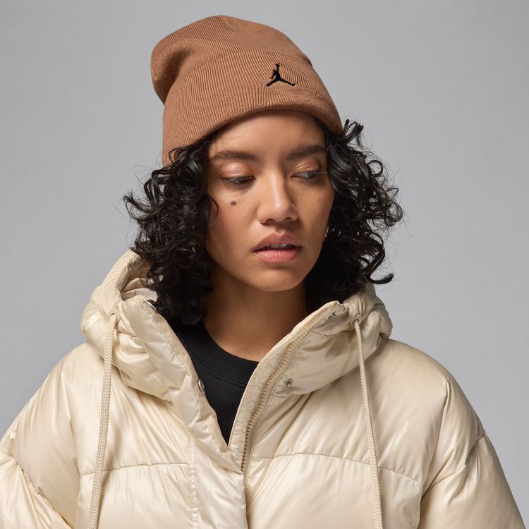 JORDAN BRAND HO24 JORDAN PEAK ESSENTIAL BEANIE アーケオ ブラウン/ブラック FN4672-223