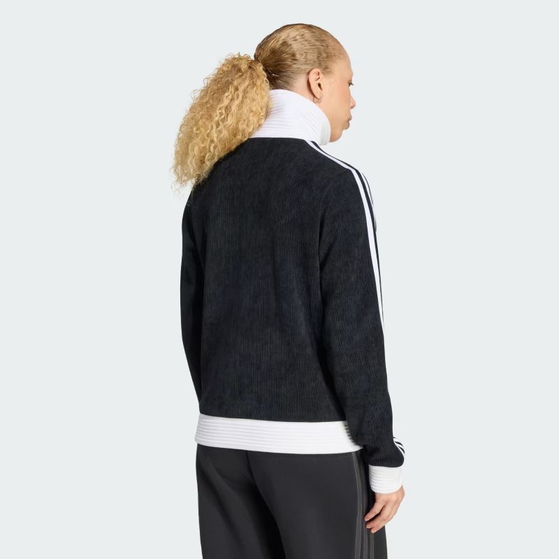 adidas 26Q4 9/1 ADILUNA S2 x JENNIE FAN OG TT ブラック LD8924