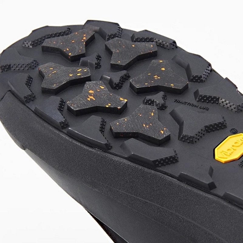 【セール30%OFF】【透湿防水設計】【ウィンターブーツ】DESCENTE 24Q4 DTRACE UNC MID AGAT グレー×ブラック DU4FBT03UZ-GYBK