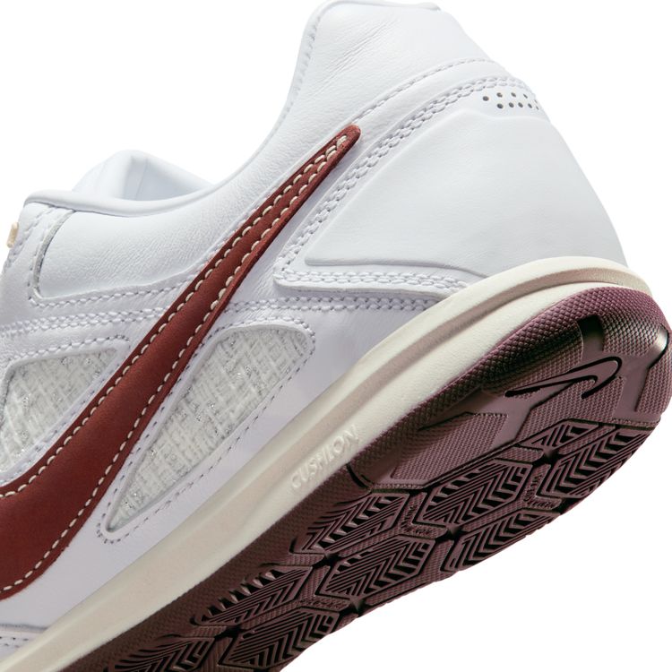 NIKE HO25 NIKE GATO ホワイト/ダークポニー-ソフトパール-ダークスモークグレー IM6669-120