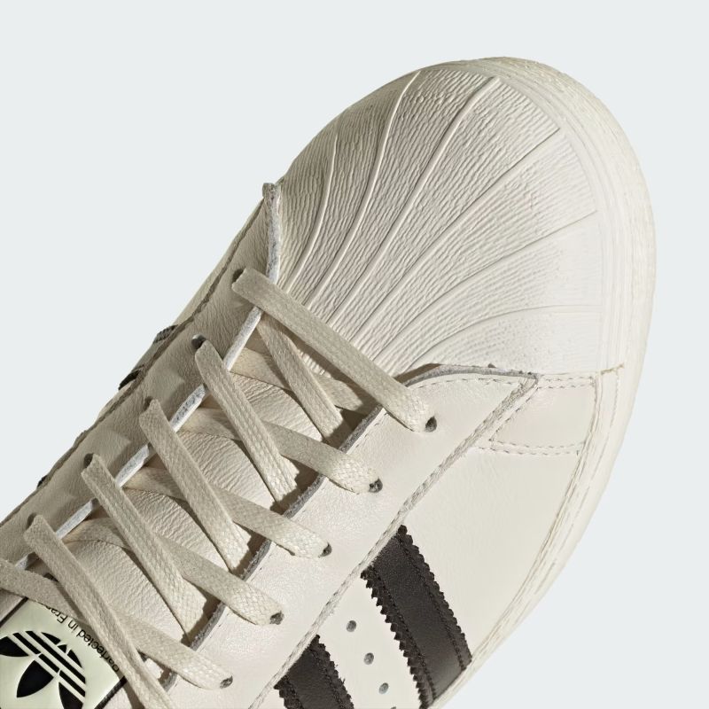 adidas 26Q3 adidas SUPERSTAR 82 GTX クラウドホワイト/コアブラック/オフホワイト KI7820